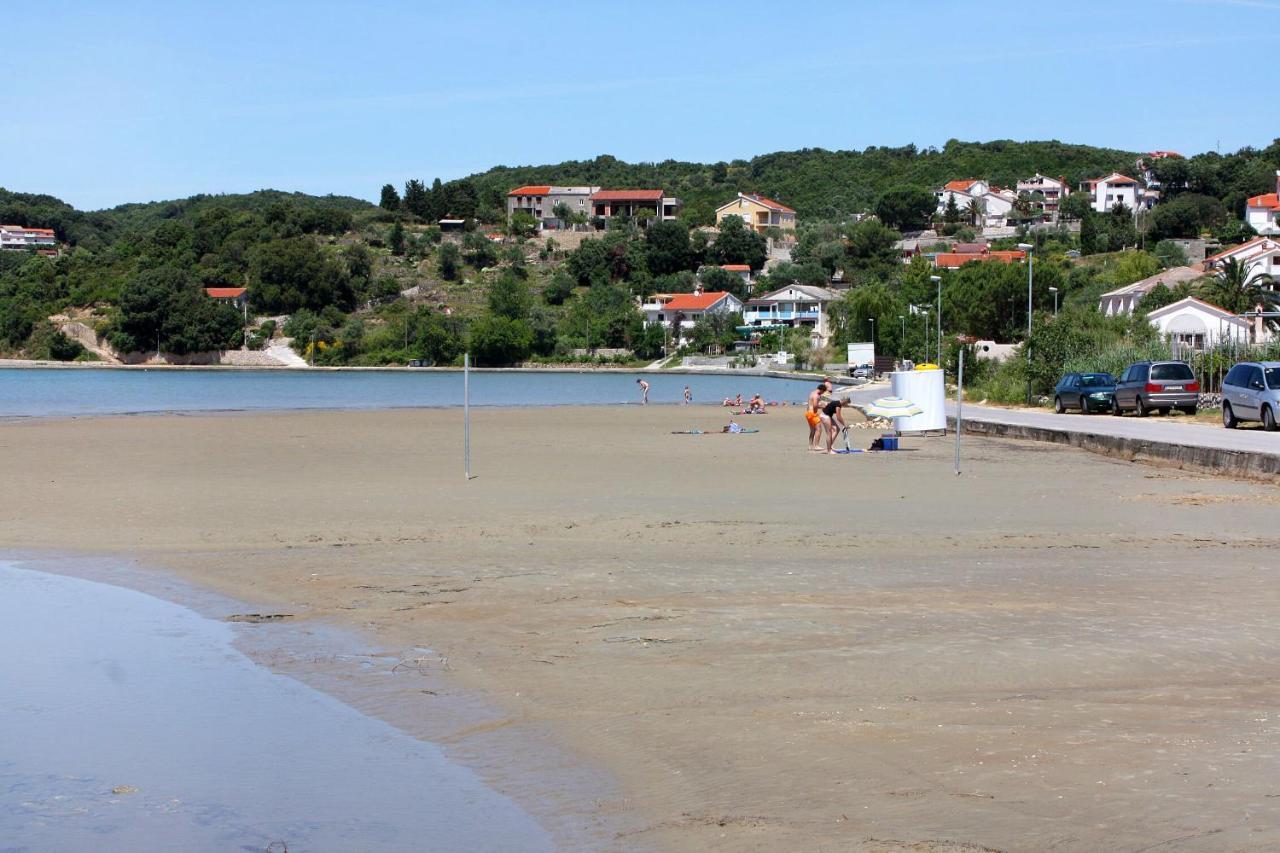 Apartments By The Sea Kampor, Rab - 5051 Dış mekan fotoğraf
