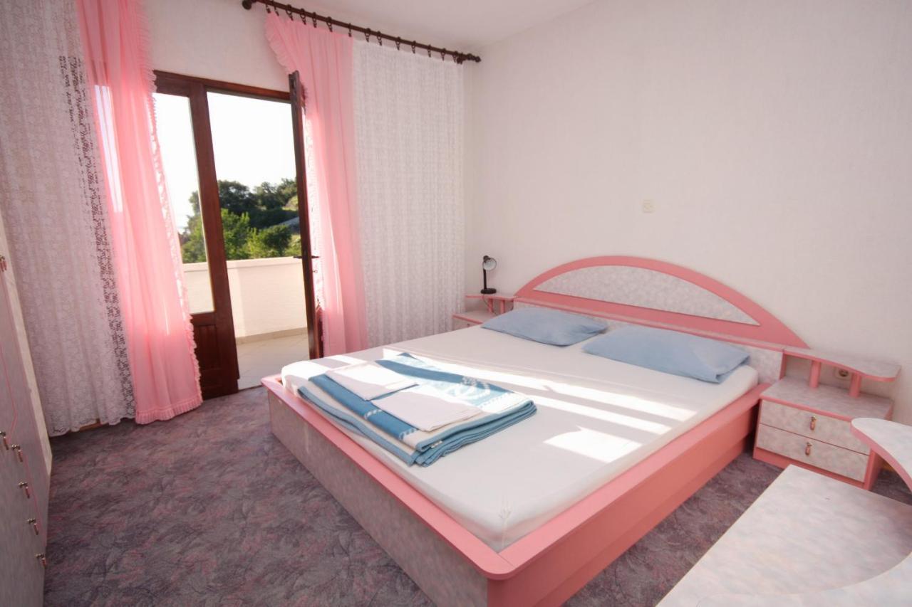 Apartments By The Sea Kampor, Rab - 5051 Dış mekan fotoğraf
